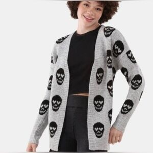 NWT New With Tag No Boundaries Grey Skull Button Cardigan Sweater Size Small S